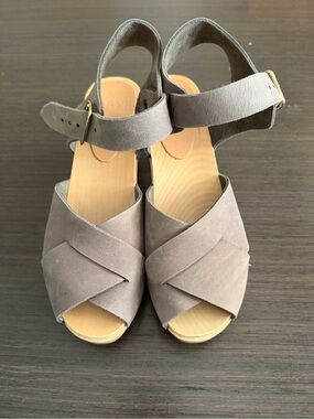 BRYR Clogs Emma Cross Toe High Heel in Pacific Gray